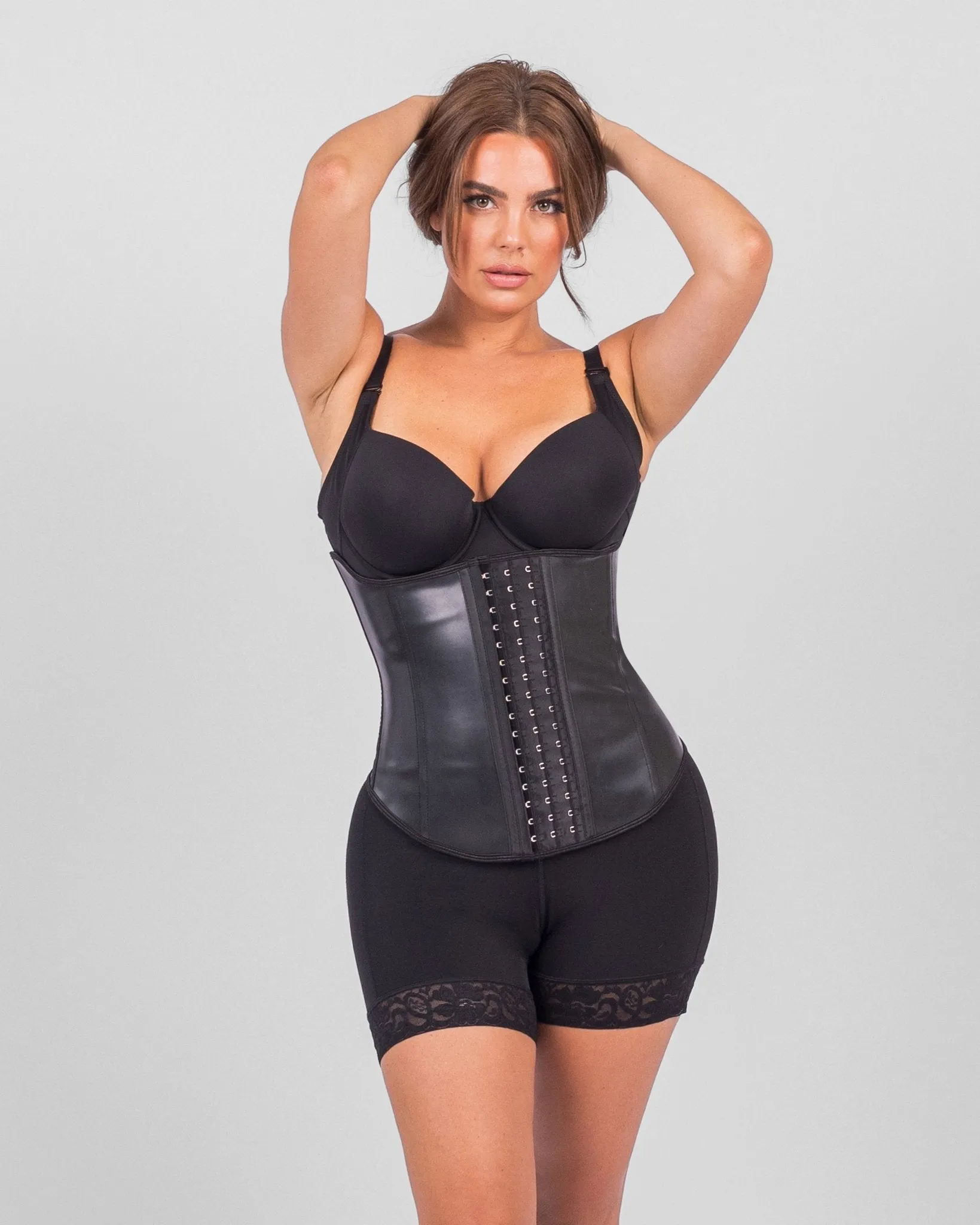 Candice - U-cut latex waist trainer