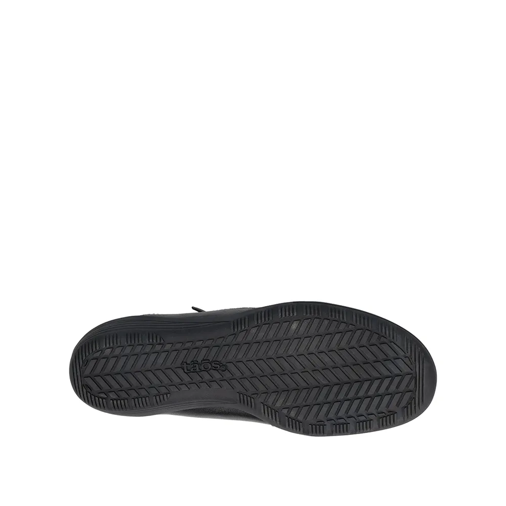 Character Side-Zip Loafer