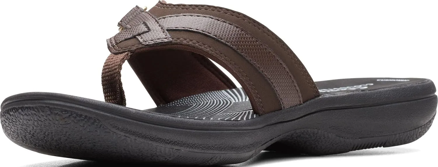 Clarks Womens Breeze Sea Flip-Flop Sandals - Comfortable Flip Flop with Adjustable Hook and Arch Support - Casual Summer Wearing Cloudsteppers for Everyday