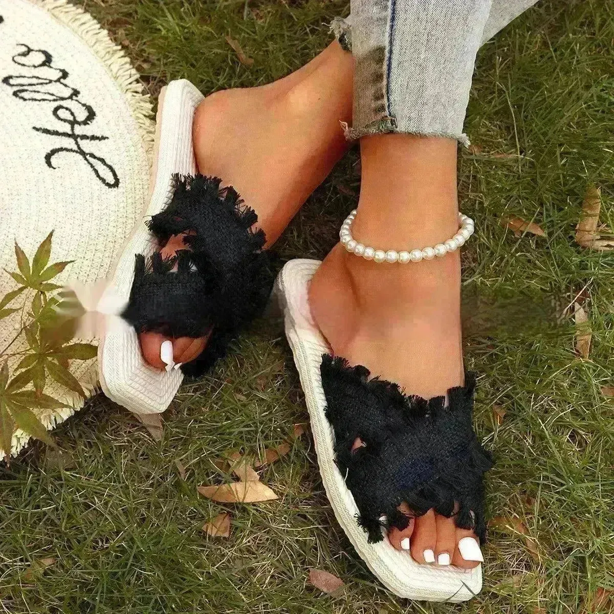 Comfortable EVA Beach Tassel Flat Flip Flop Sandals Fashion Slippers for Women