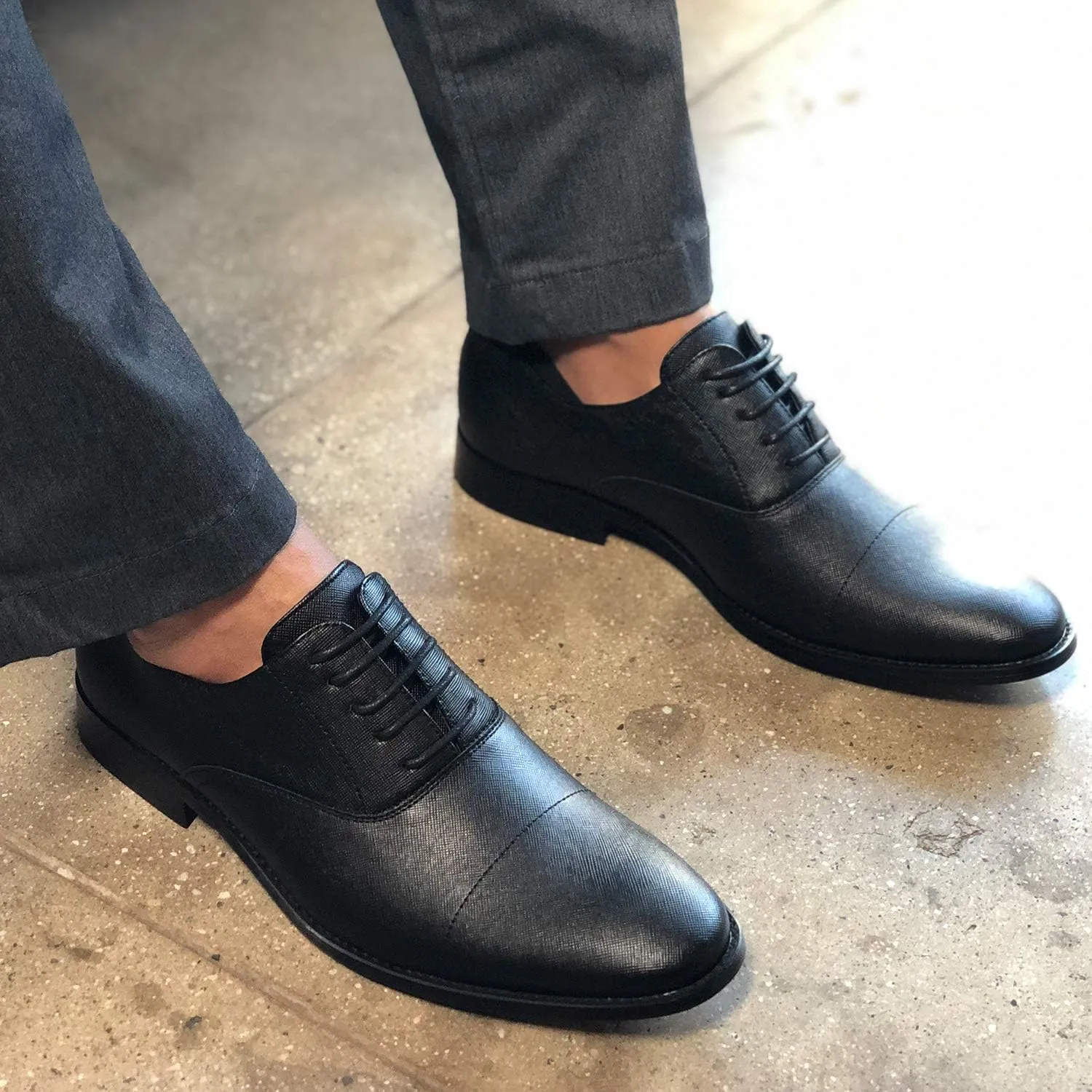 Ferro Aldo Men’s Classic Vegan Leather Lace-Up Oxford Formal Dress Shoes