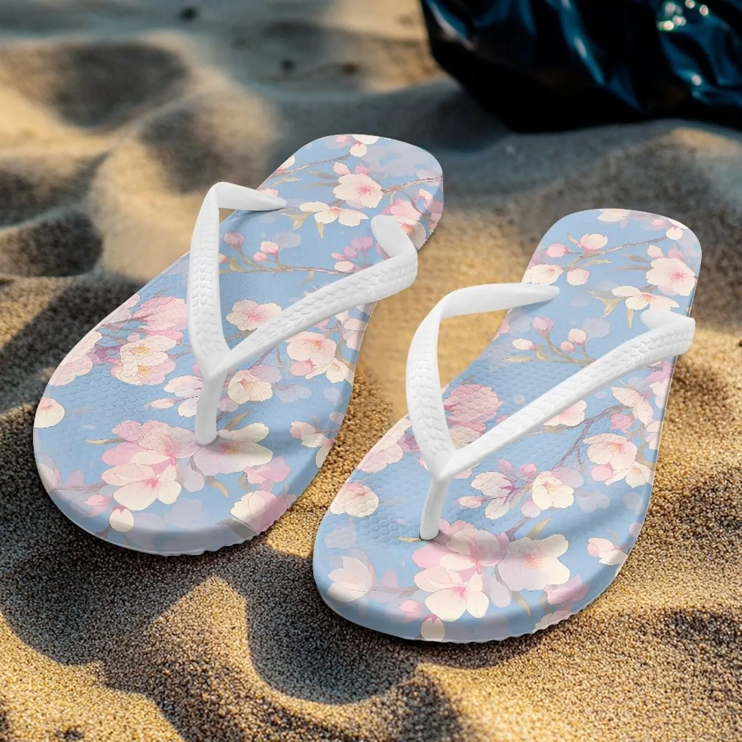 GOSTONG Women's Flip Flops Non-Slip Lightweight Sandals for Beach Pool Party Comfort Summer Sandals Teen Girls White Strap Size 5-9