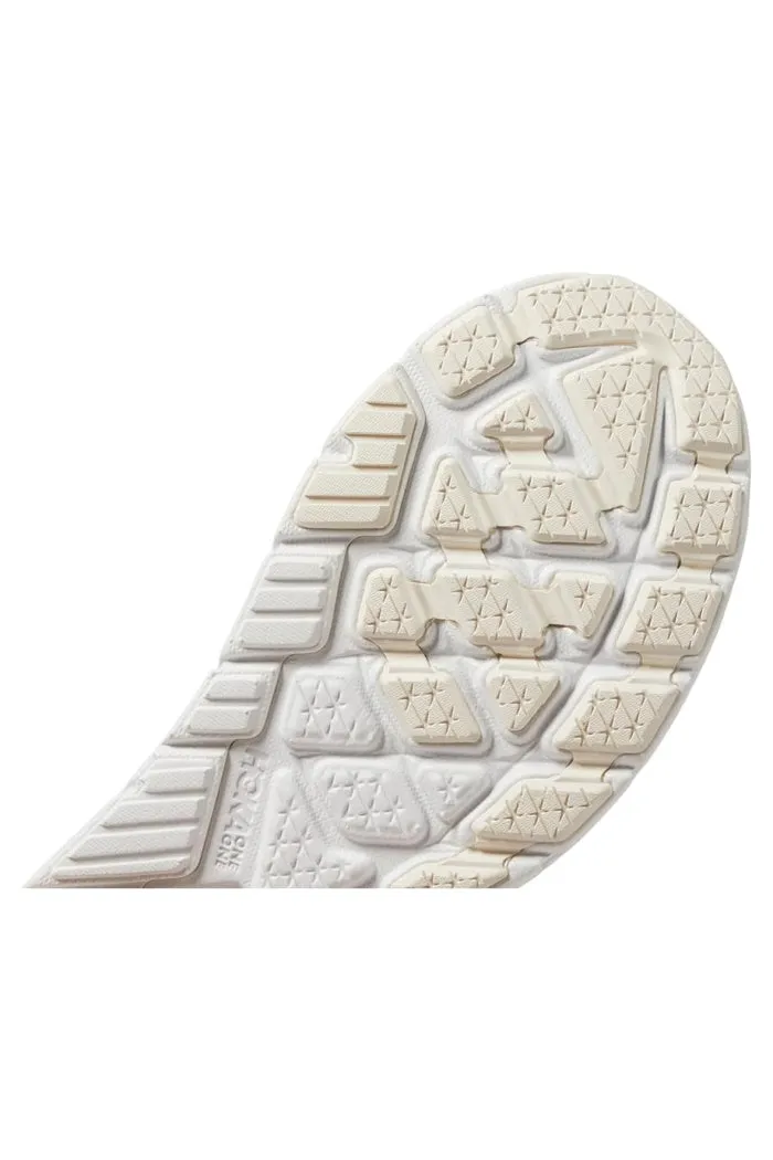 HOKA WOMENS ARAHI 7 IN MEDIUM AND WIDE WIDTHS
