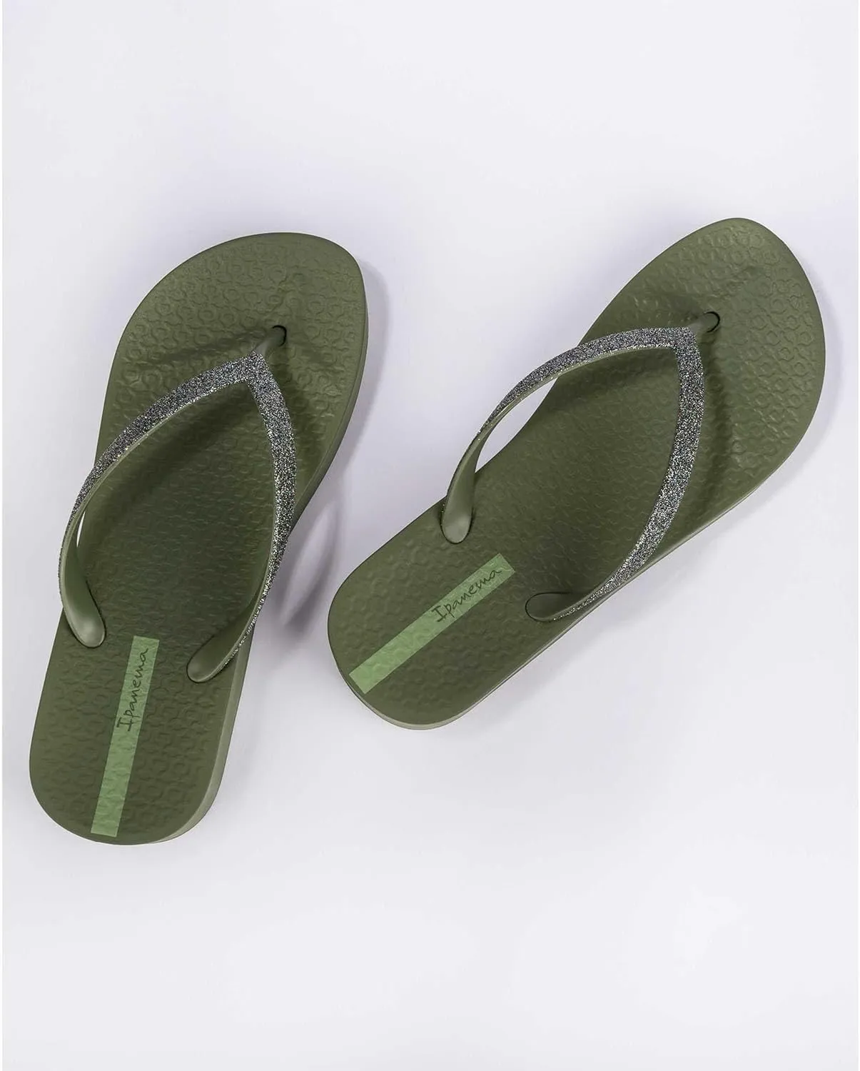 Ipanema Women's Mesh Chic Platform Flip Flops - Comfortable and Trendy Summer Platform Sandals with Glittery Straps, Anatomic Footbed & Non-Slip Sole