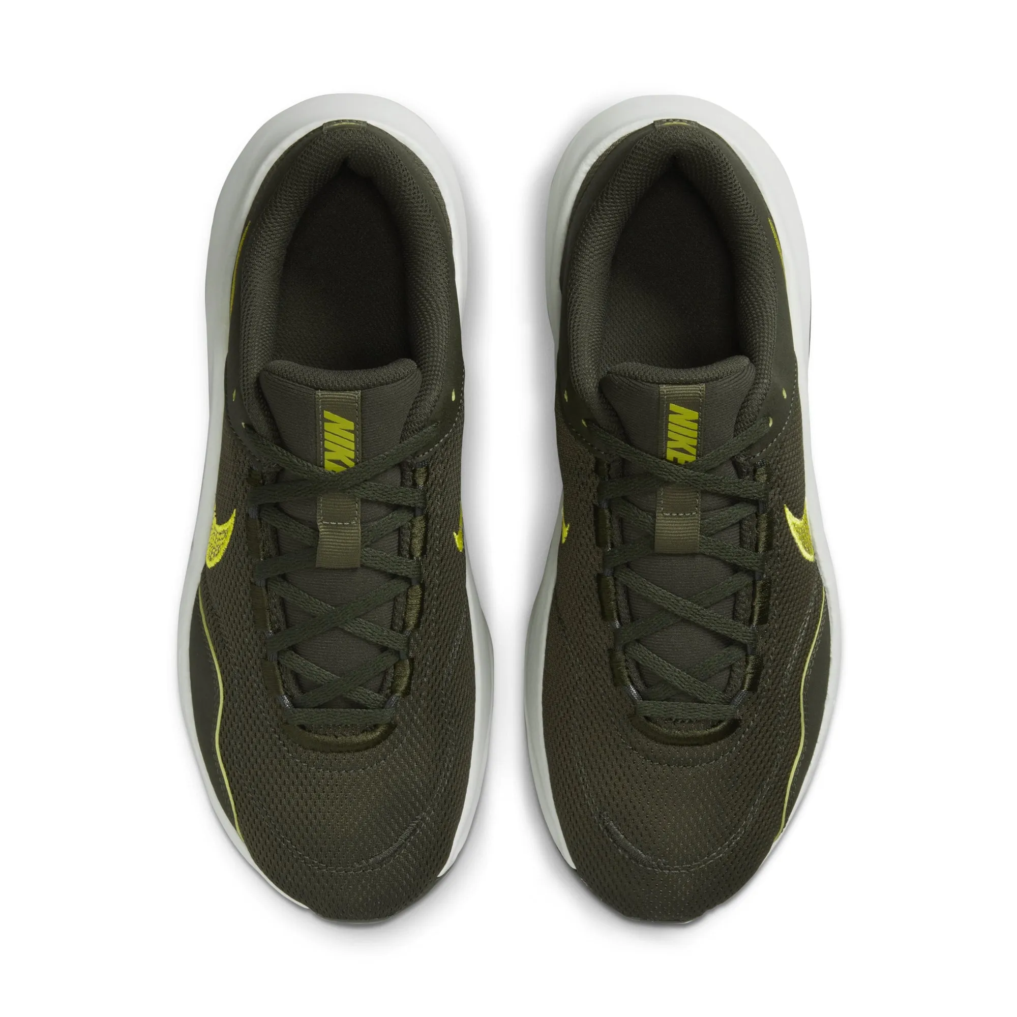 M NIKE LEGEND ESSENTIAL 3 NN