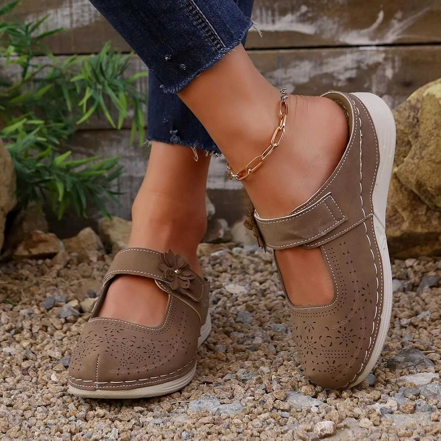 Mules for Women Comfort Closed Toe Sandals Casual Slip On Wedge Sandals Adjustable Hook Loop Low Heel Orthopedic Sandal Round Head Soft Bottom Footwear Breathable Shoes