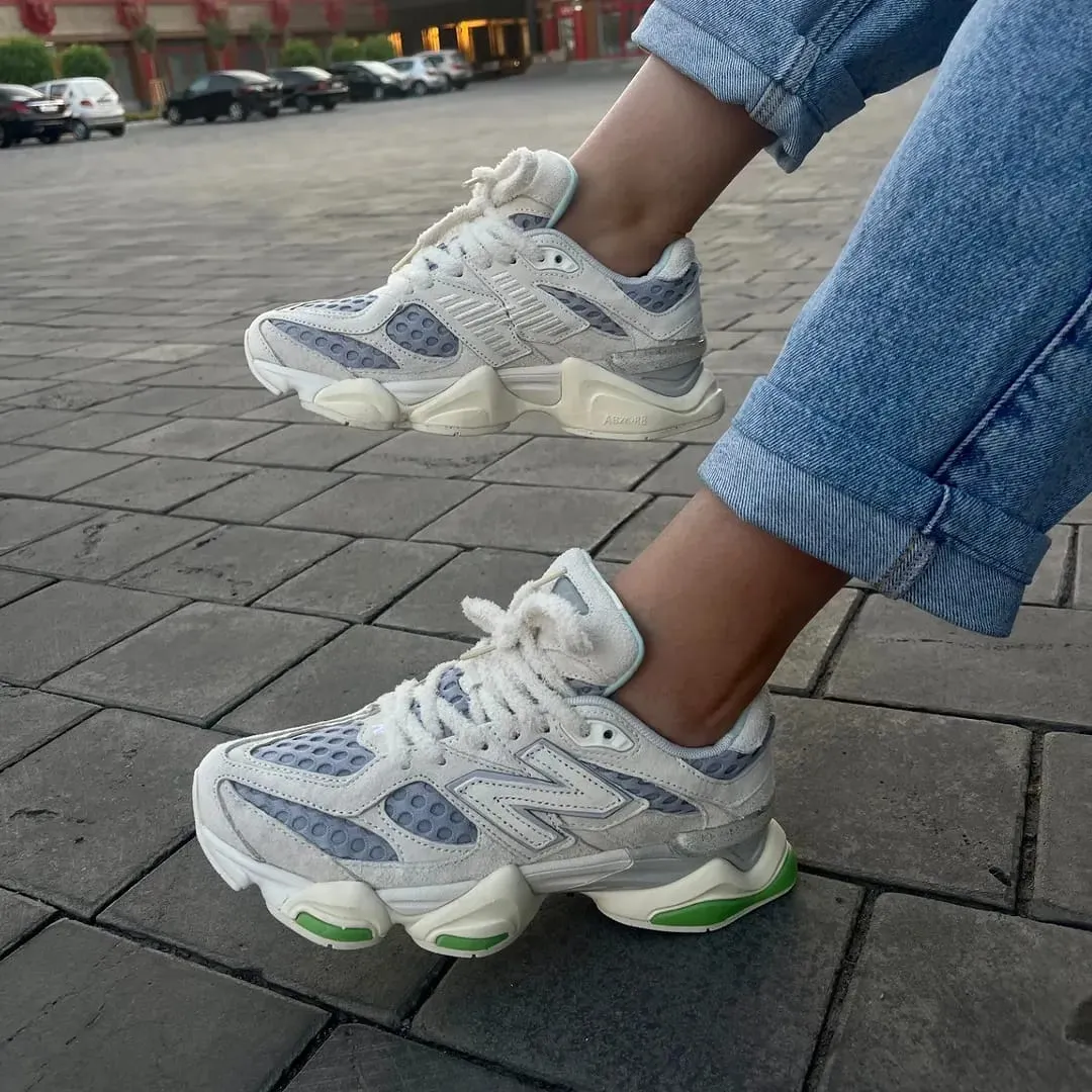New Balance 9060