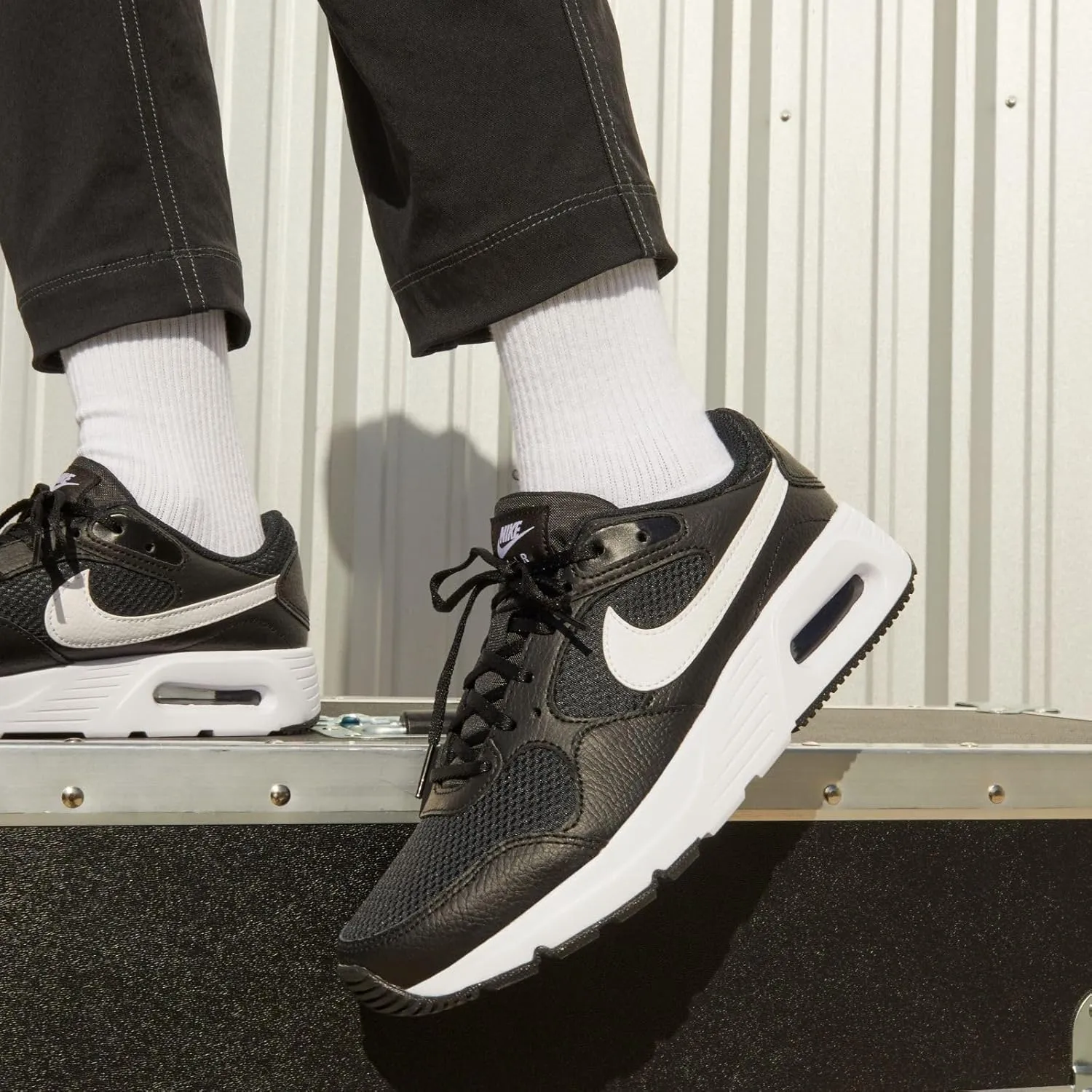 NIKE Boy's Sneaker, 6.5