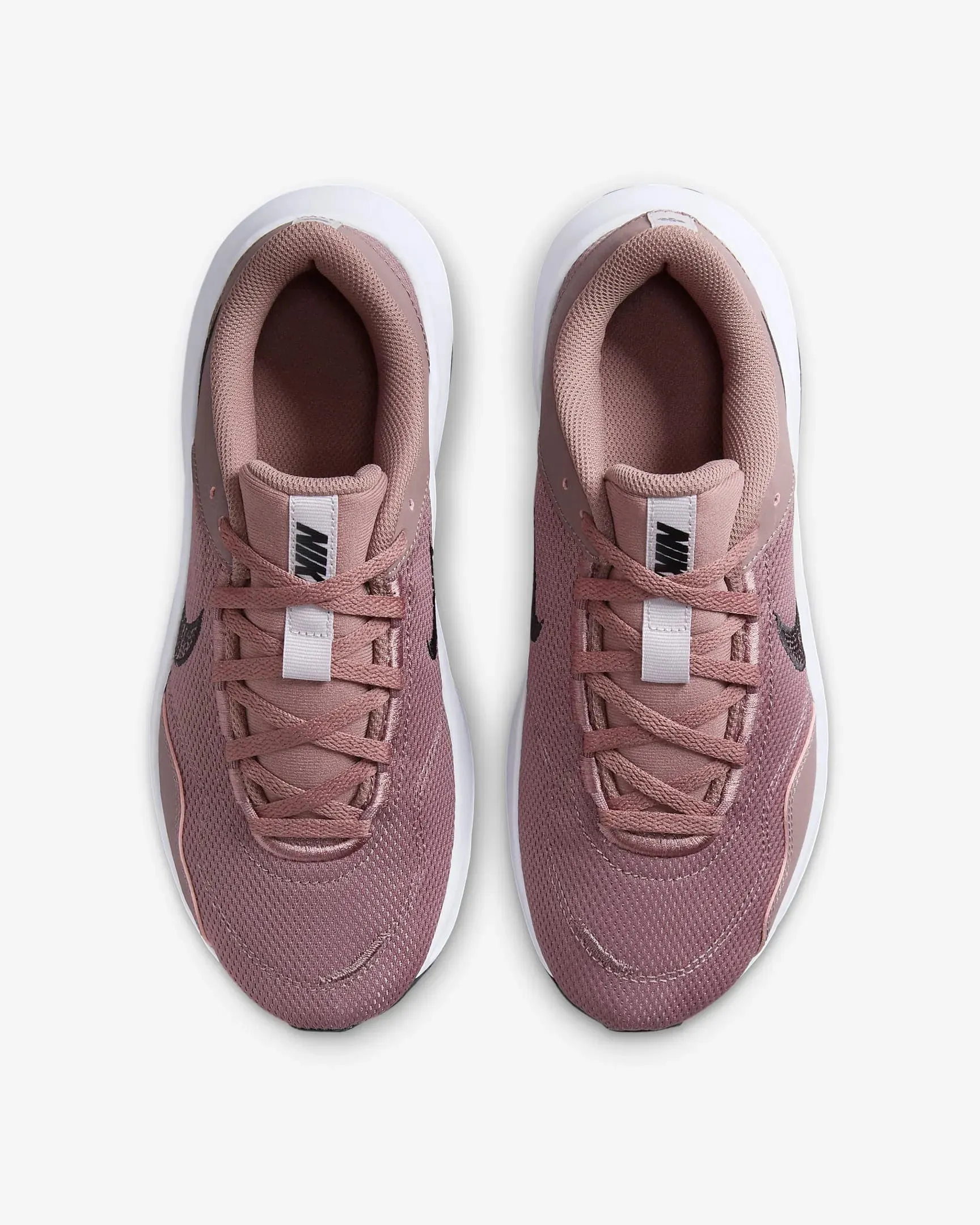 Nike Legend Essential 3 Next Nature DM1119-200
