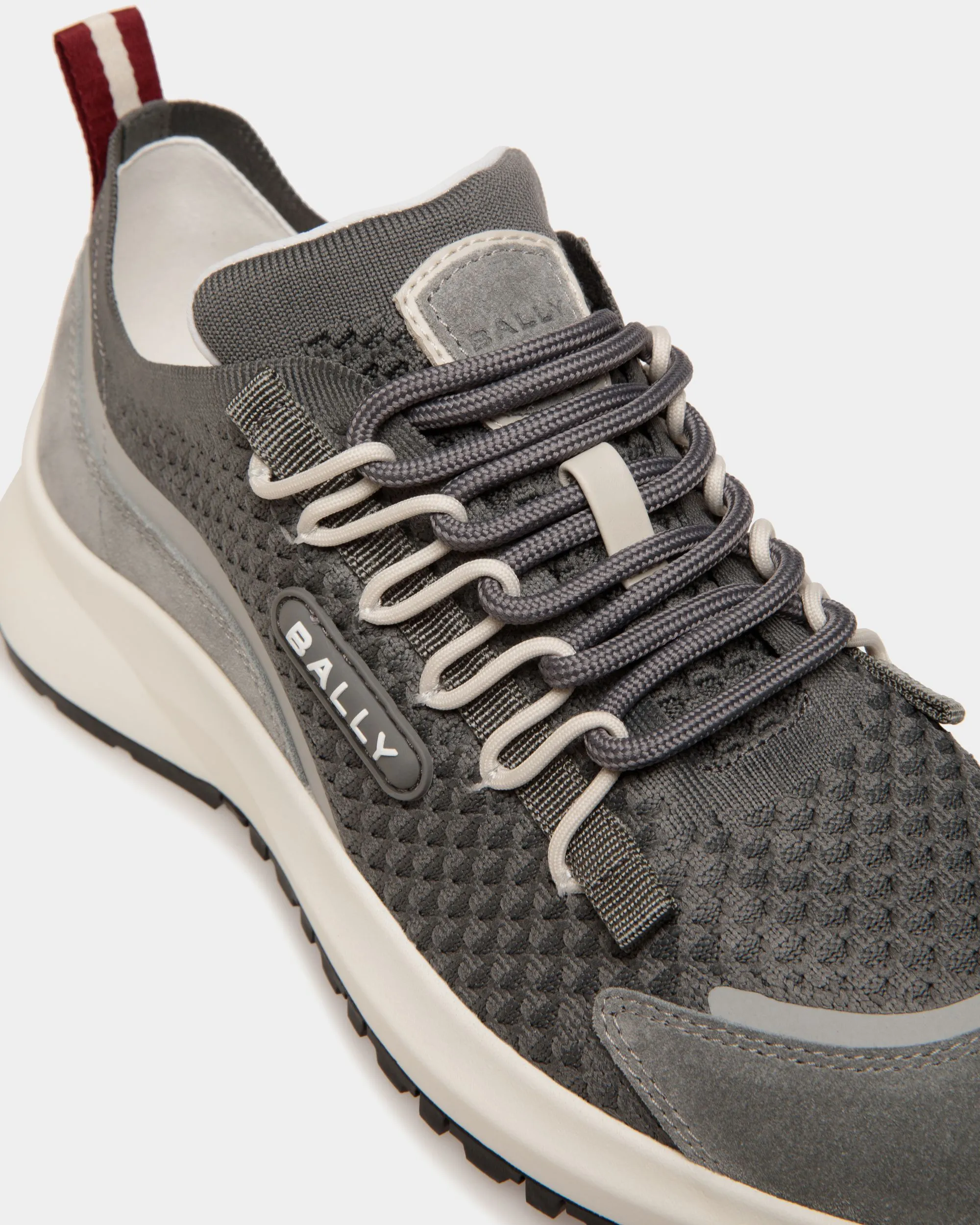 Outline Sneaker in Light Grey Knit