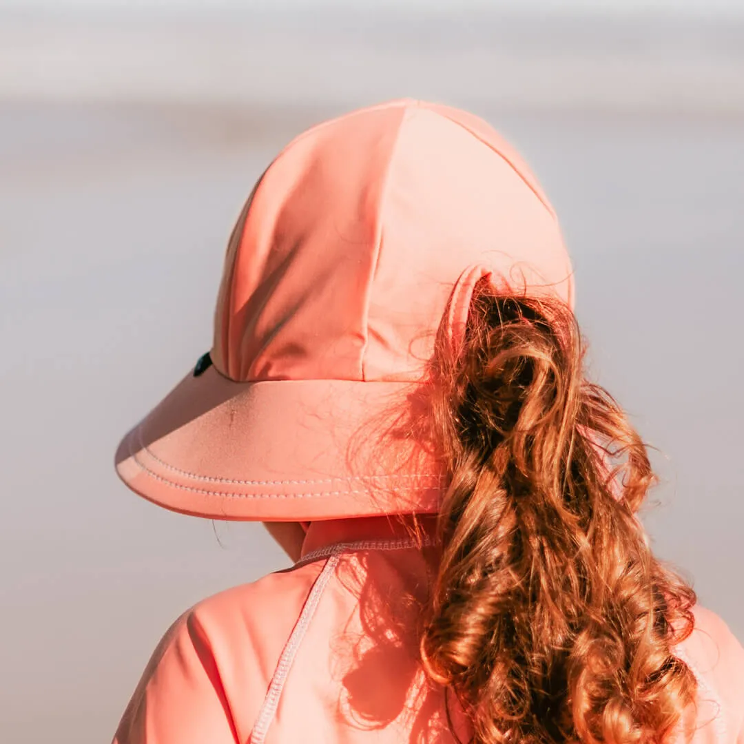 Ponytail Beach Bucket Hat - Peach