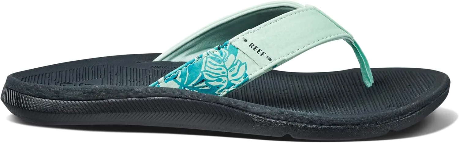 REEF Santa Ana Women's Flip Flop, Arch Support, Water Friendly, Non Marking Outsole