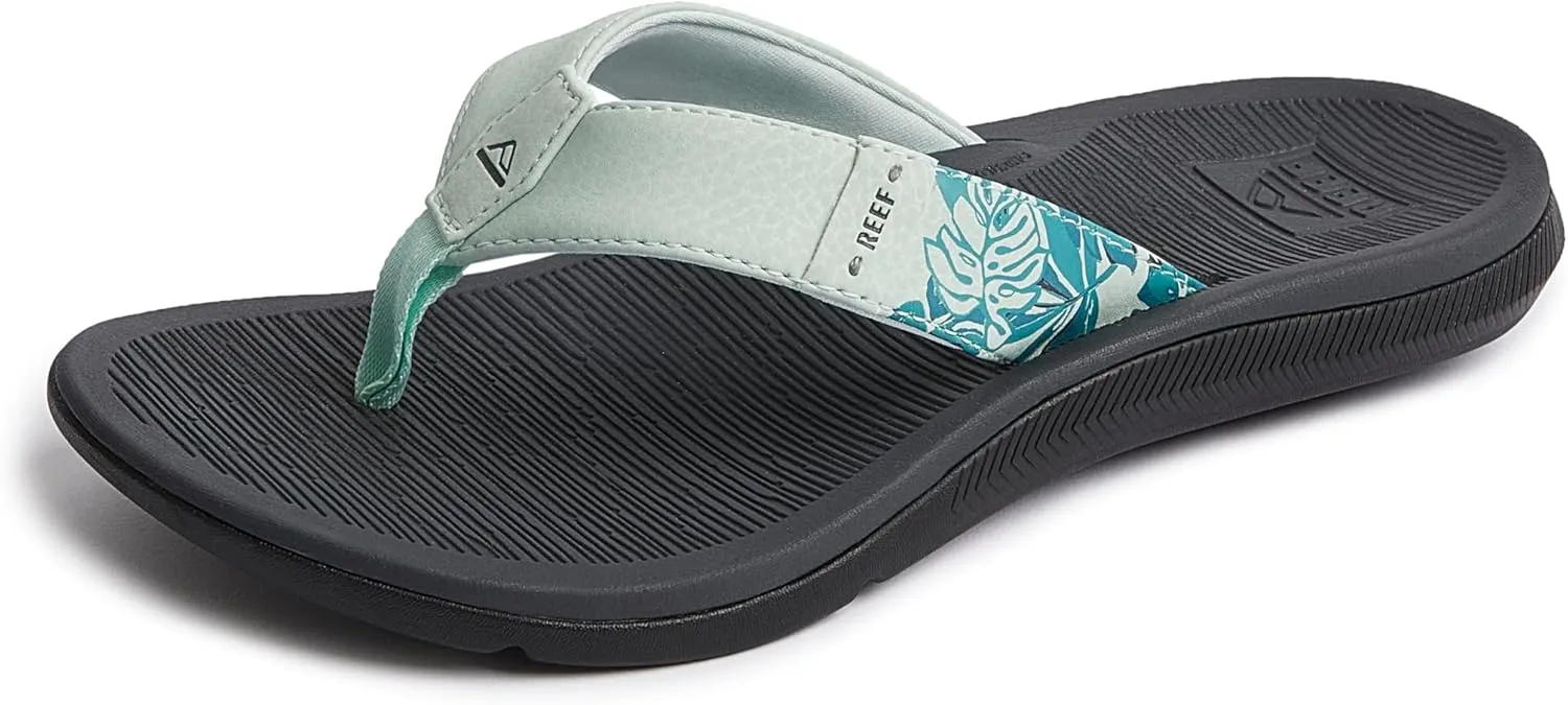 REEF Santa Ana Women's Flip Flop, Arch Support, Water Friendly, Non Marking Outsole