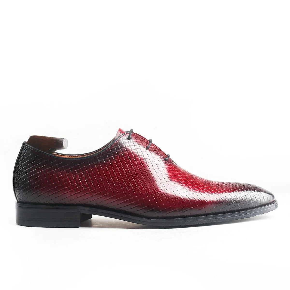 Sophisticated Woven Wholecut Oxford Shoes