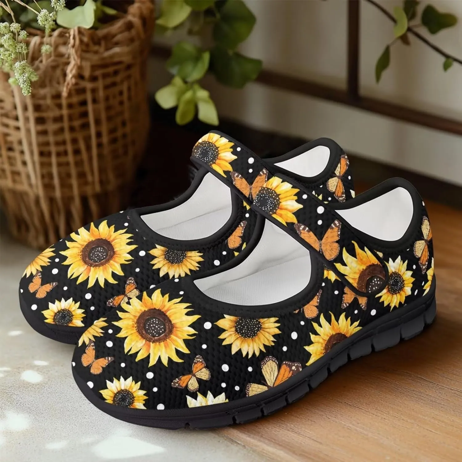 Womens Walking Shoes Breathable Mesh Casual Mary Jane Flats Non Slip Closed Toe Fashion Work Tennis Sneakers
